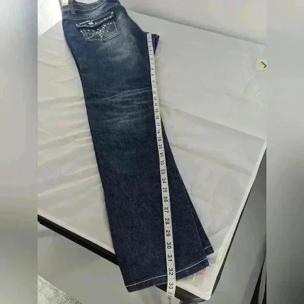 Thrill Women's Size 15 NWT Distressed Stud Back pocket Straight Leg Jeans - Picture 16 of 16